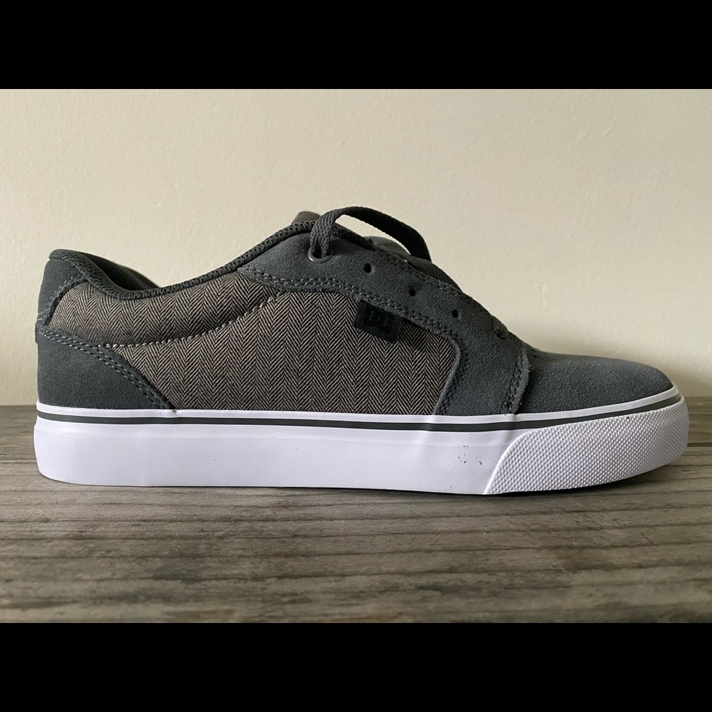Dc shoes